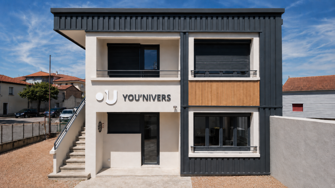 Photo de tous les membres de chez Younivers